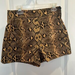Zara Snakeskin Pattern Side Zip Shorts Womens